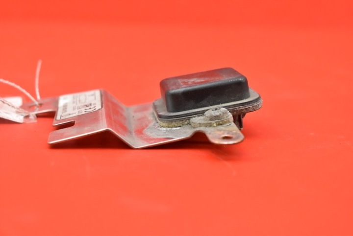 фото №6, Антенна навигации gps 7l5035507a porsche cayenne 1 i 02-07