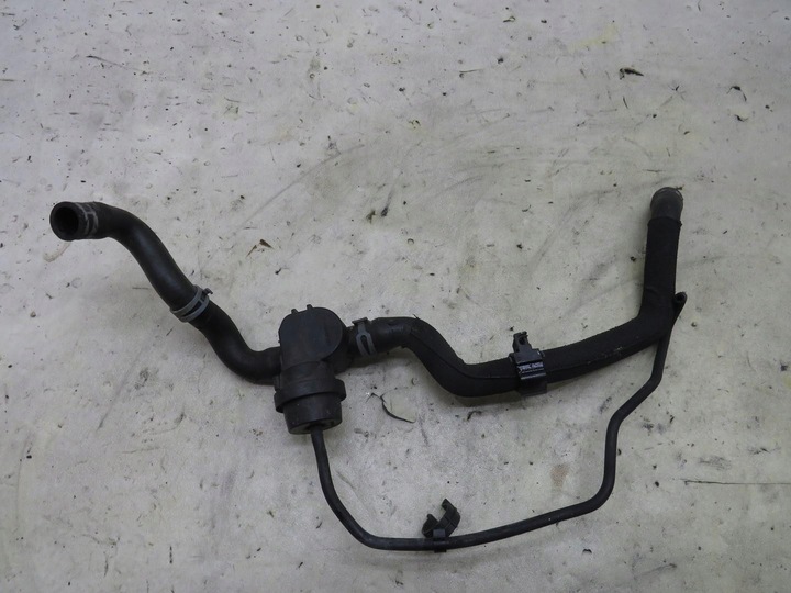 фото №1, Шланг шланг води audi q5 8r 3.2 fsi