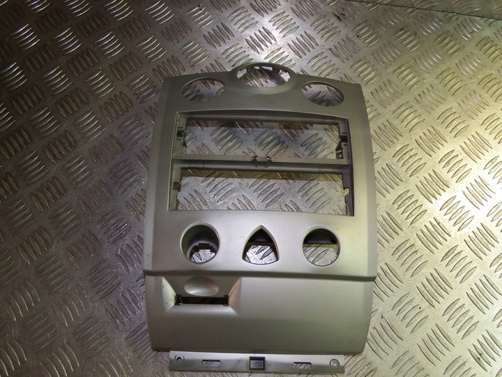 фото №1, Панель рамка корпус консоль середня megane ii