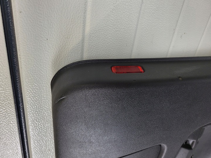 фото №14, Audi a3 8p 04r обивка боковина дверь левый 3d soul кожа bose европа