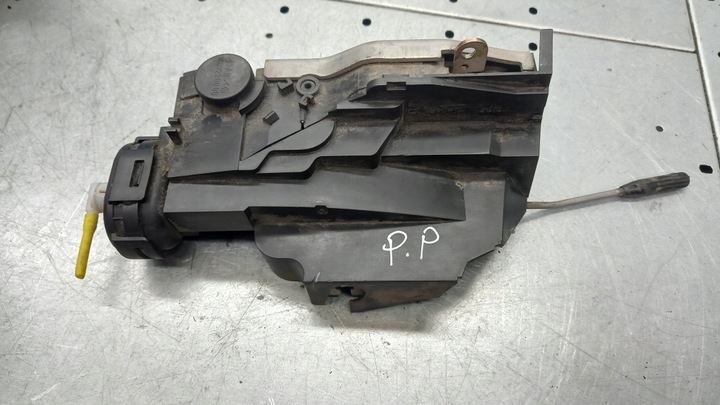 фото №1, Замок праві перед mercedes benz a w168 1.6b 00r