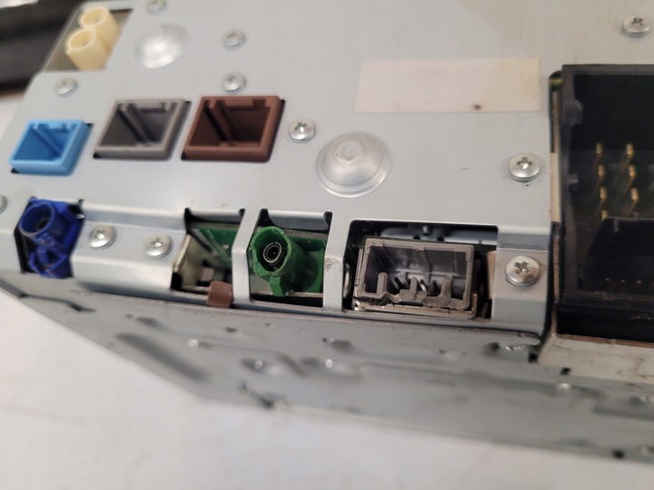 фото №10, Volvo v40 ii 2012- зчитувач радіо навігація 31444184