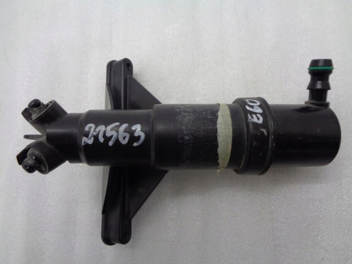 фото №1, Bmw 5 e60 e61 распылитель левый