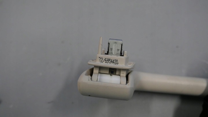 фото №14, Bmw g01 g11 g20 g30 ручка стеля правий зад тримач 7475738