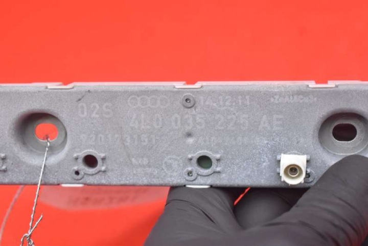 фото №7, Усилитель антенны 4l0035225ae audi q7 4l рестайлинг 08-15