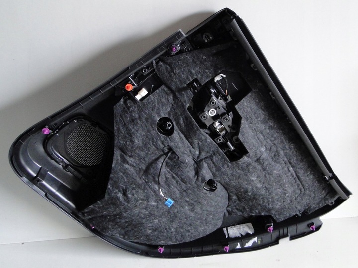 фото №8, Mercedes glb x247 247 обивка боковина дверь задние левая красная nić