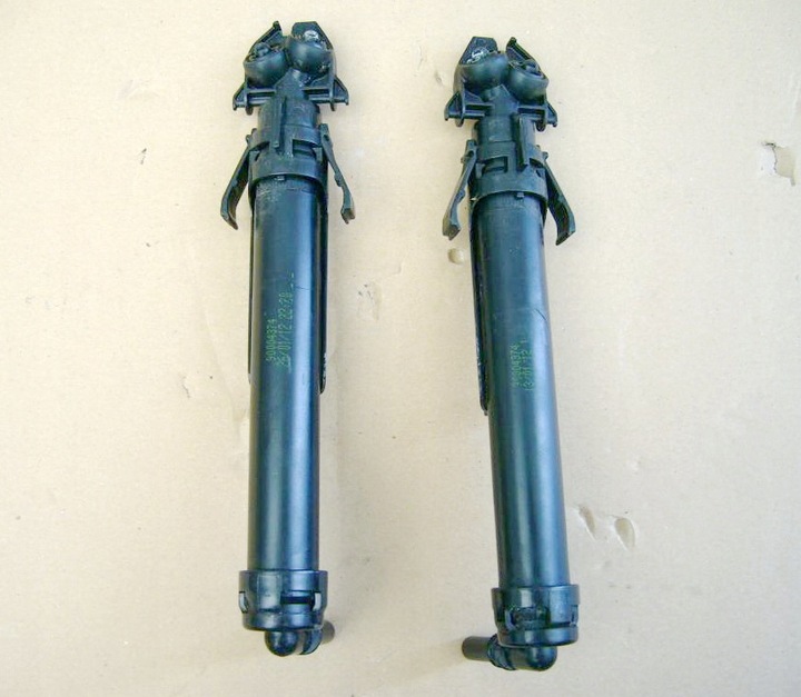 фото №1, Zafira c iii распылитель левый насадка 90001128