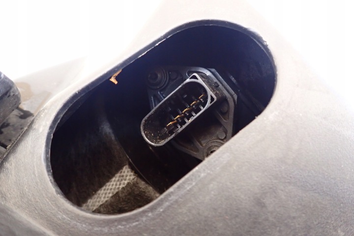 фото №12, Bmw e87 04- корпус фильтра воздуха ad7523628095 1371752362809 oem номер