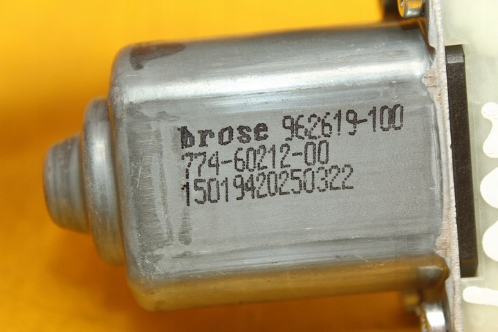 фото №8, Двигунчик блок керування скла лівий зад vw passat b6 1k0959703ab 1k0959795l