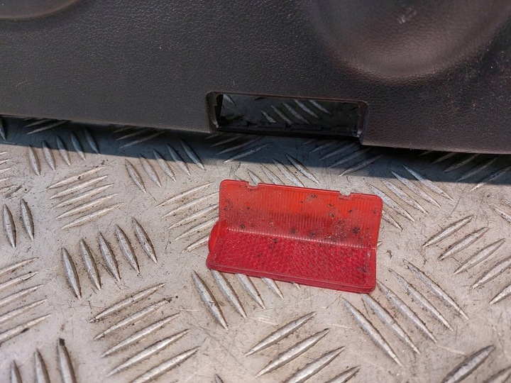 фото №13, Обшивки двері комплект mercedes-benz w169 a200 a1697201570 a1697201670