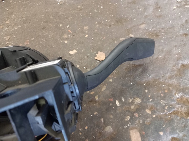 фото №13, Audi a3 8p переключатель комбинированный лента 8p0907137br