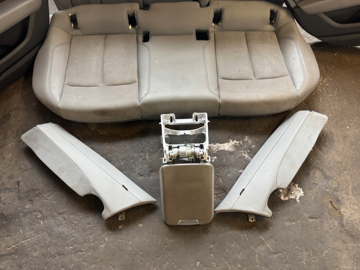 фото №10, Audi a6 c8 універсал сидіння диван обшивки s line сірий