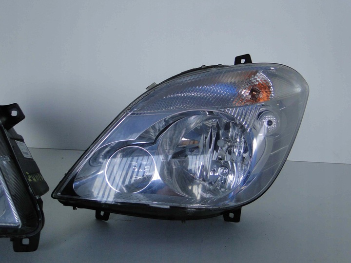 фото №3, Mercedes sprinter w906 906 лампа левая h7