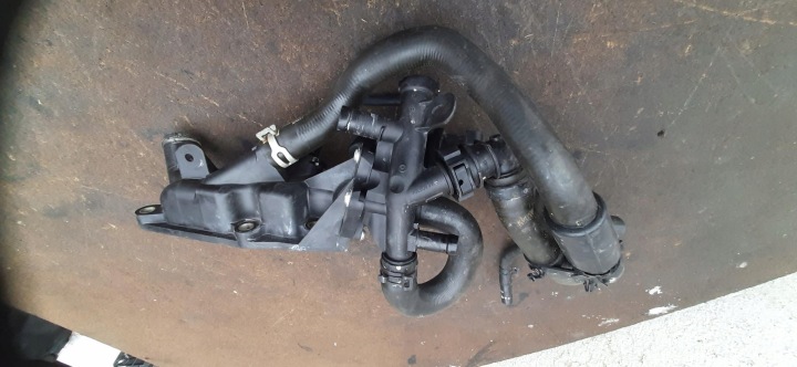 фото №7, Корпус термостата 1.2tce renault clio iv 110601073r