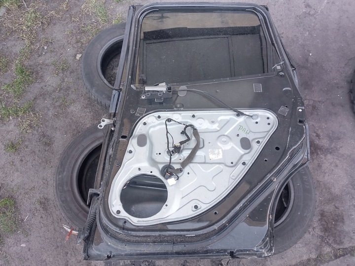 фото №7, Дверь правые зад ford kuga mk1 красный