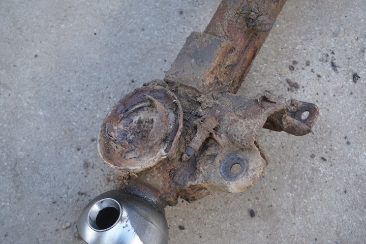 фото №12, Land cruiser 70 lj70 чохол корпус міст перед 2,4 td 89r