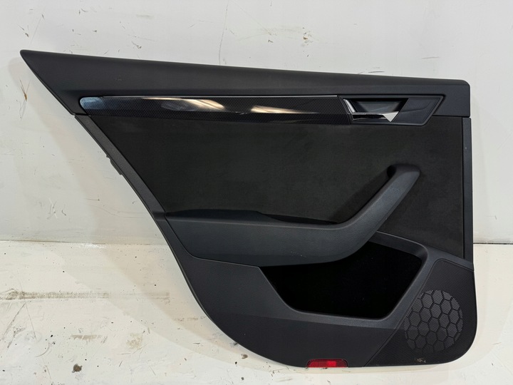 фото №1, Боковина дверь левый зад skoda superb iii 3v универсал, алькантара , карбон , led