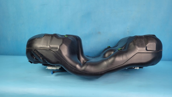 фото №10, Toyota rav4 v 19r 2.0vvti бак пального 77100-42620 77111-42120 бензин
