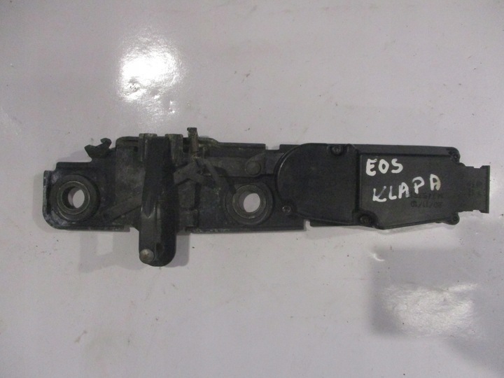 фото №1, Замок засув доводчик кришки зад задній багажника vw eos 1q0827383b