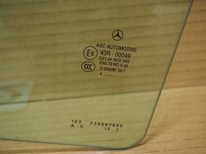 фото №3, Стекло дверь левых задних mercedes glk x204