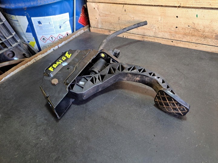 фото №7, Автомобіль skoda fabia i 1.2 універсал педаль гальмівний гальмо помпа оригінал