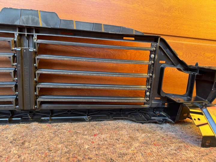 фото №13, Volvo xc60 ii ролета жалюзи руль воздуха передняя перед 32345497