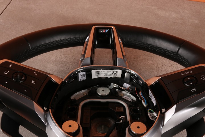 фото №9, Bmw f70 f74 u06 x1 u11 x2 u10 руль м-пакет с подогревом лепестки ассистент