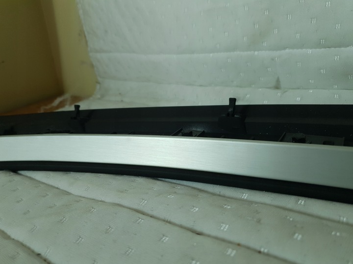 фото №8, Накладка защита заглушка консоли верхняя audi a7 c7