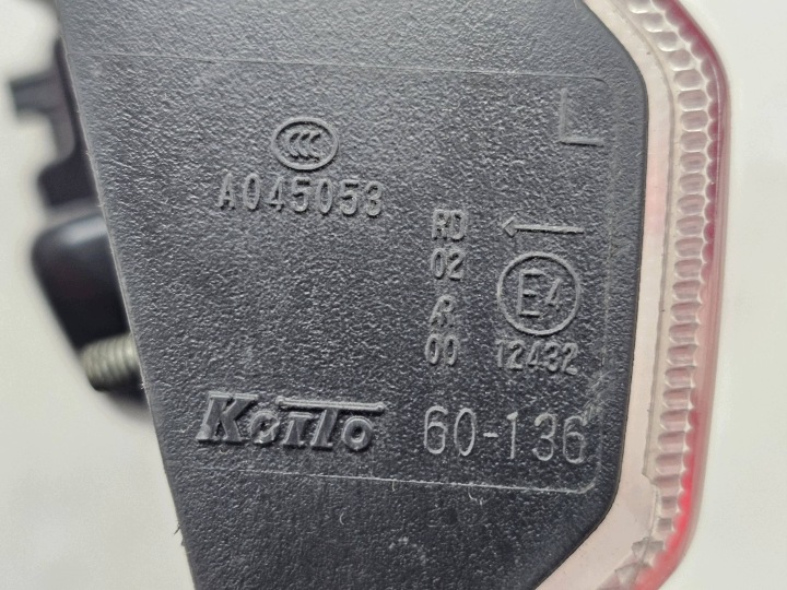 фото №13, Toyota land cruiser j200 2007+ фара зад задняя левая w крышка багажника a045053