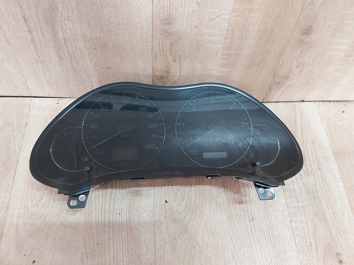 фото №1, Toyota avensis t25 2,0 d4d спидометр приборы