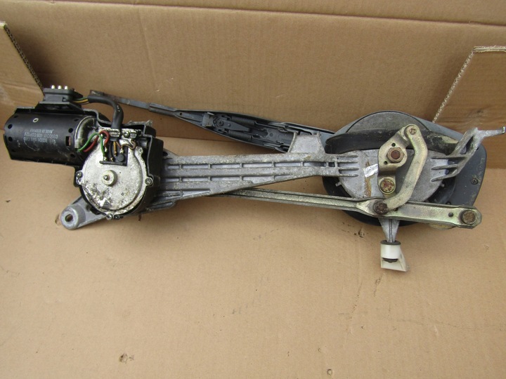 фото №9, 1 mercedes w201 190 механизм моторчик дворники стёкла перед