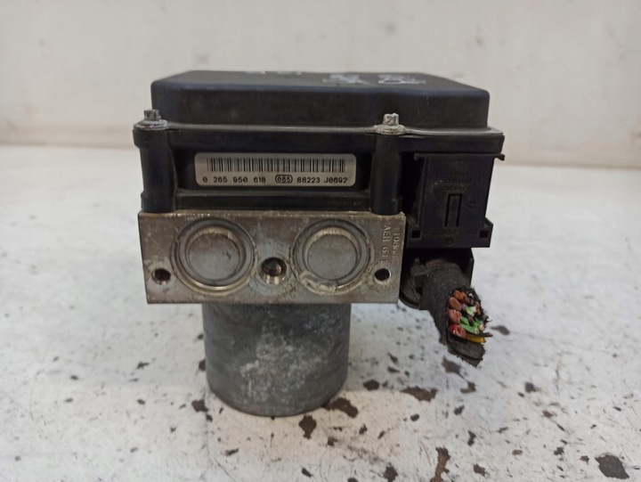 фото №7, Mercedes a-klasa w169 w245 2.0 cdi насос abs a0064313812 0265950618