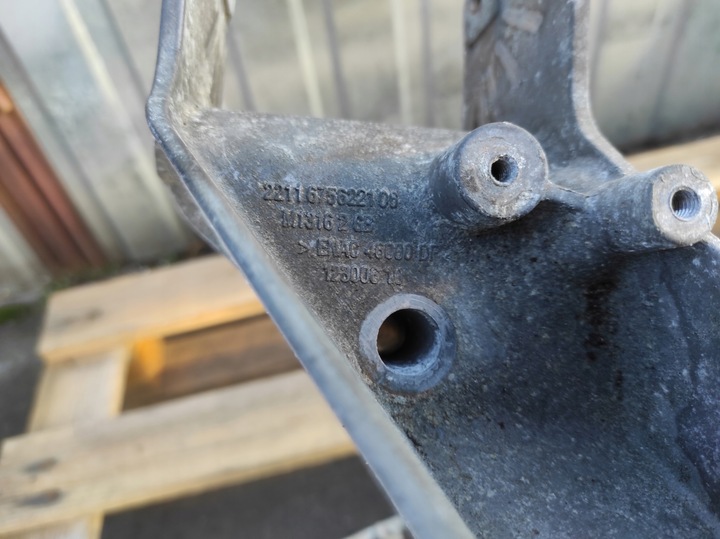 фото №5, Лапи кронштейн коробки коробки передач mini one r50 6756221