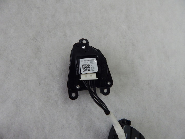фото №6, Mercedes e213 w213 кнопки руль a0999056200 a0999056300