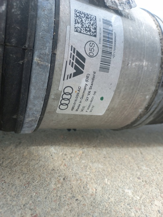 фото №6, Audi q7 3.0 15- поворотный кулак рычаг амортизатор правые