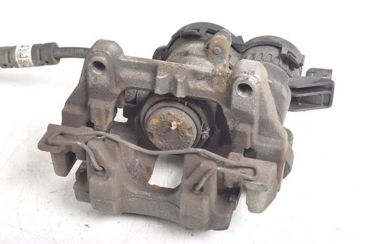 фото №7, Volvo v60 ii суппорт тормозной правые задний 31687346