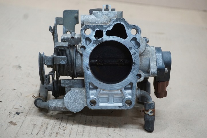 фото №9, Suzuki vitara дроссельная заслонка 2,0 16v j20a