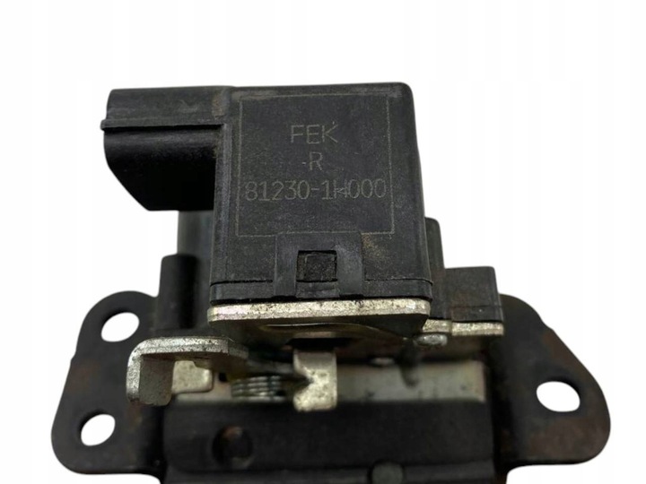 фото №7, Kia ceed 2010 замок крышки задней / багажника