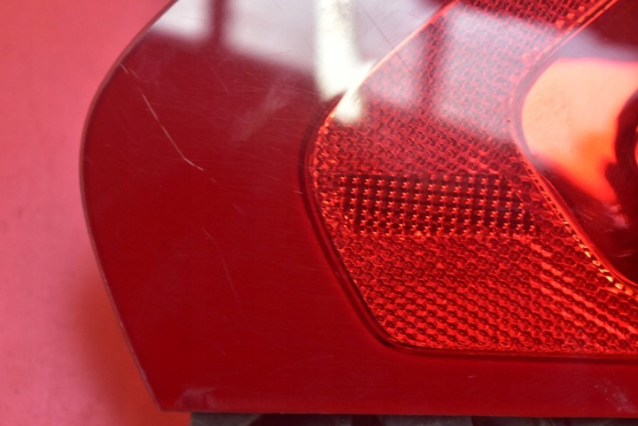 фото №13, Лампа левая зад задняя 31395844 volvo v40 2 ii 12-16