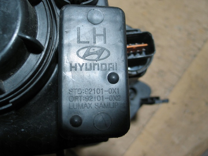 фото №13, Лампа перед hyundai i10 рестайлинг 10-13r. 92101-0x1 оригинал европа