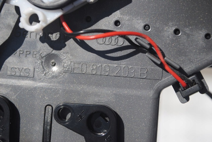 фото №5, Решітка повітропровід засіб зад audi a6 c6 2.7 tdi