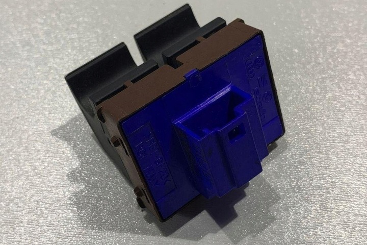 фото №3, Кнопка открывания заливка топлива vw passat b7 аксессуар 365 3c0959903b