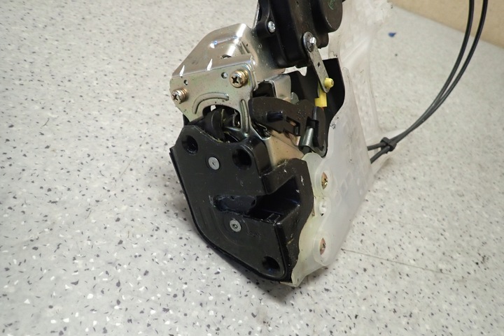 фото №5, Hyundai tucson 04- 09 замок дверь задний правые