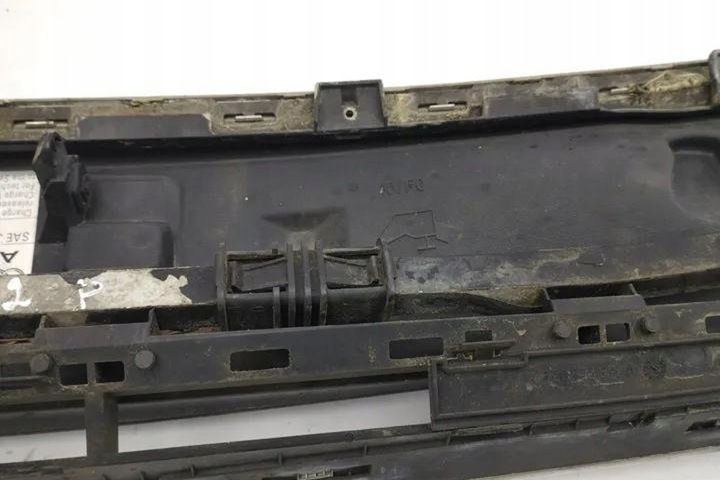 фото №8, Решётка радиатора audi a2 8z0 8z0010183d 1.4l бензин 55kw 2001