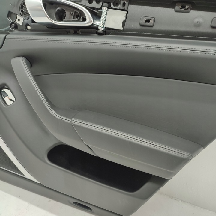 фото №4, Porsche panamera 970 обивка боковина дверь p. зад