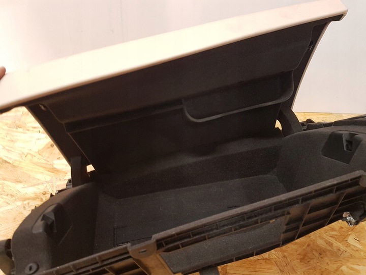 фото №9, Бардачок пасажира maserati levante 670043149