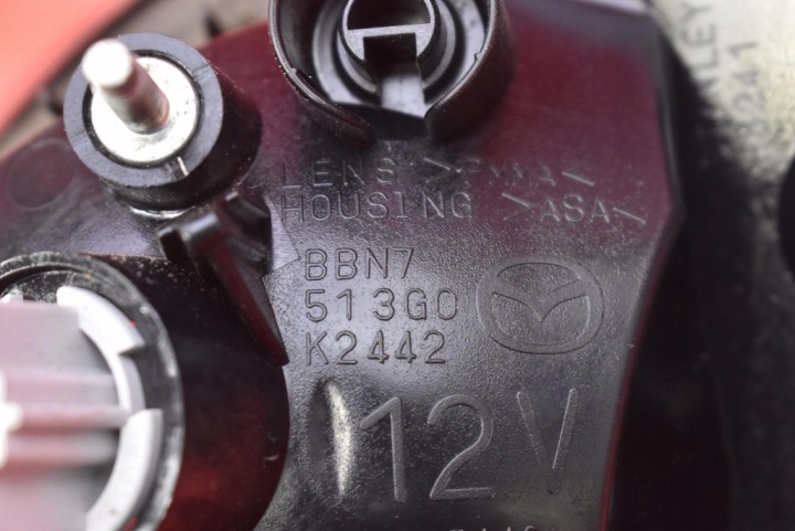 фото №8, Фара левая зад задняя bbn7513g0 mazda 3 2 ii bl 5d hb 09-13