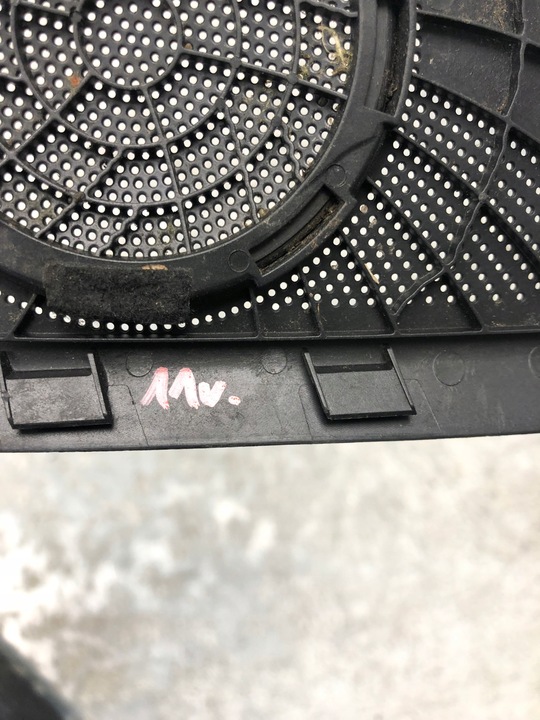 фото №6, Решётка маскировочная накладка динамика левая b&o audi a5 8t0857227a