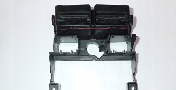 фото №9, Решётка воздуховод зад задняя audi a8 d3 4e0819203a