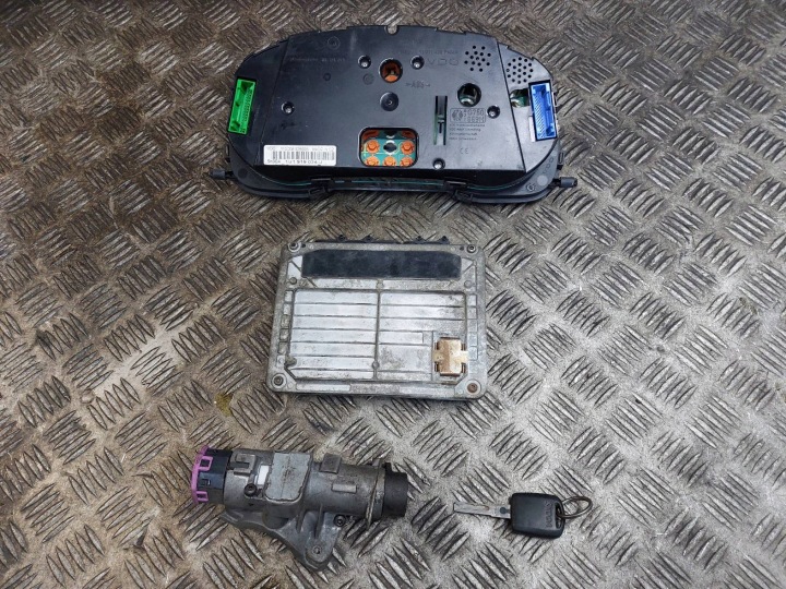 фото №8, Комплект стартовий skoda octavia i 1.6 8v 06a906019an 4b0905851c 1u1919034j